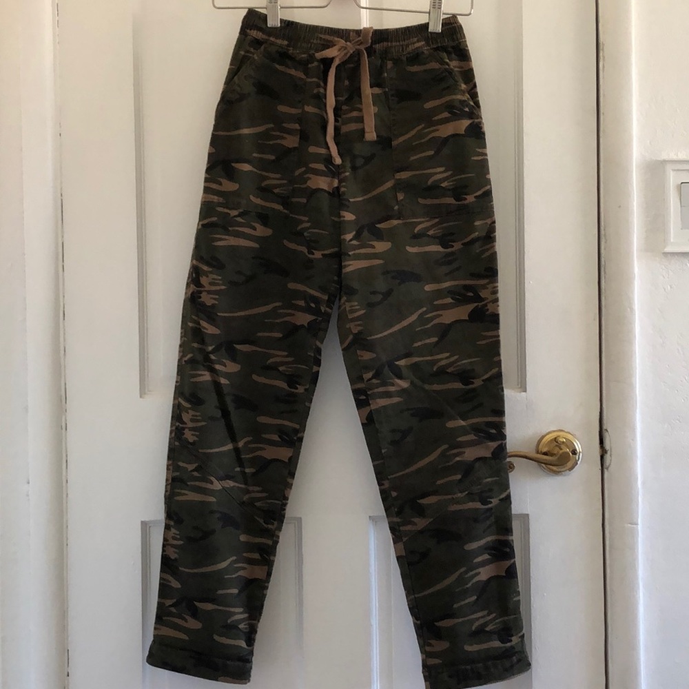 Trendy Camo pants